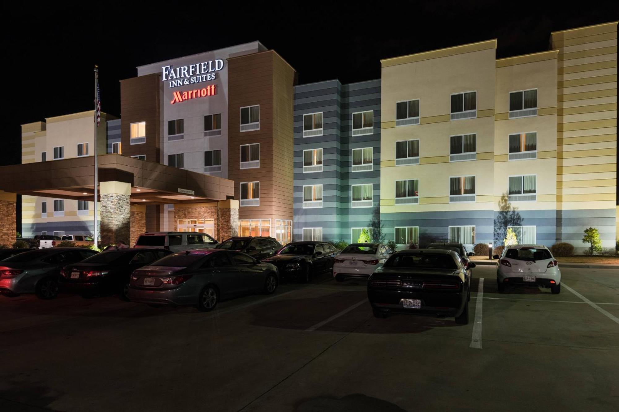 Fairfield Inn & Suites By Marriott Montgomery Airport Hope Hull Eksteriør bilde